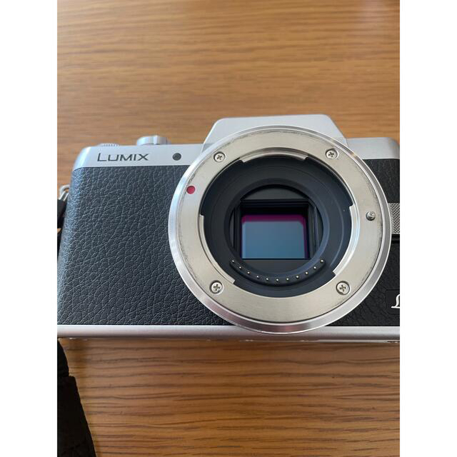 Panasonic LUMIX G DMC-GF7W レンズ2個、SDカード付き 1