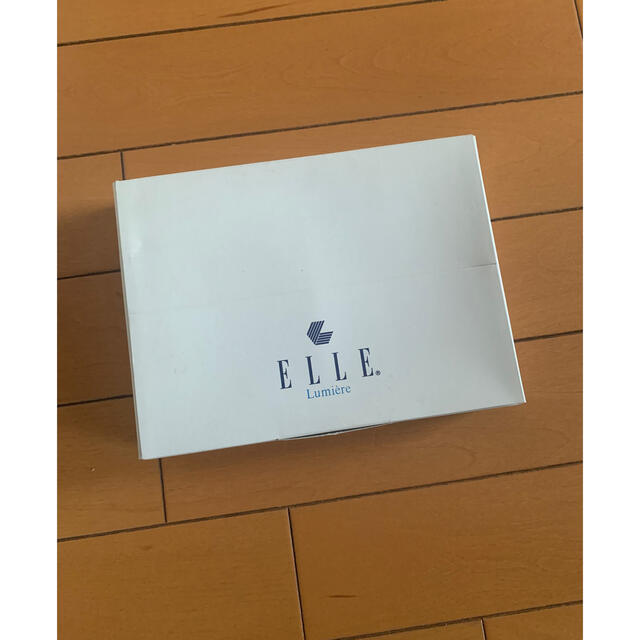 ELLE(エル)のエル　新品未使用ハンカチ2枚セット✩︎⡱  レディースのファッション小物(ハンカチ)の商品写真