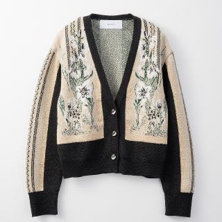 マメ(mame)の新品　Framed flower knit short cardigan(カーディガン)