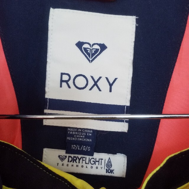 Roxy(ロキシー)のROXY ウエアー 上下セット（小学生高学年サイズ） スポーツ/アウトドアのスノーボード(ウエア/装備)の商品写真