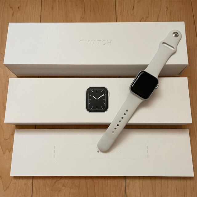 Apple Watch Series 5 GPSãƒ¢ãƒ‡ãƒ« 40mm