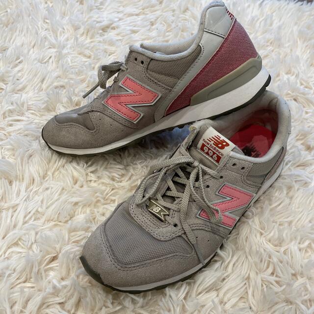 New Balance - ニューバランス スニーカー 996☆グレーピンク白☆24.5