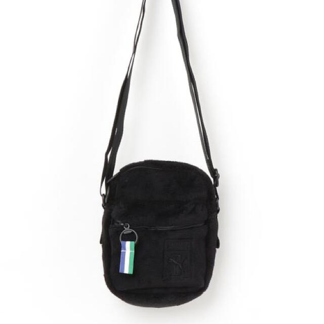 PUMA(プーマ)のPUMA ショルダーバック　ブラック メンズのバッグ(ショルダーバッグ)の商品写真