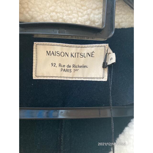 MAISON KITSUNE'(メゾンキツネ)の新品未使用　コート　メゾンキツネ レディースのジャケット/アウター(ロングコート)の商品写真