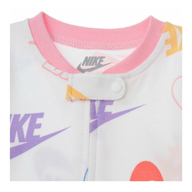 NIKE(ナイキ)のナイキ　総柄　ロンパース　カバーオール キッズ/ベビー/マタニティのベビー服(~85cm)(ロンパース)の商品写真