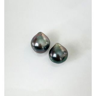 無穴　黒蝶真珠　バロックパールピアス　南洋パール　南洋真珠(ピアス)