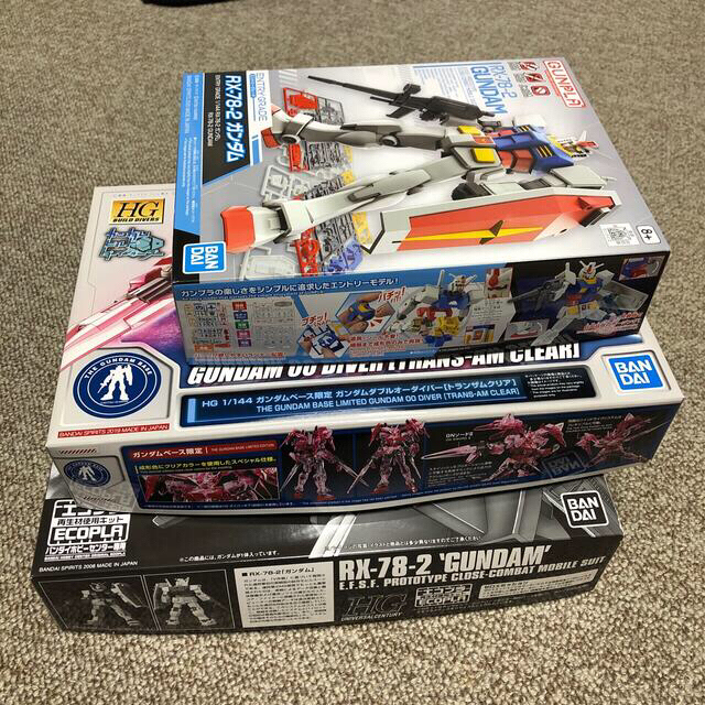 BANDAI(バンダイ)の【新品】1/144 ガンプラ3点セット+1 エンタメ/ホビーのおもちゃ/ぬいぐるみ(模型/プラモデル)の商品写真