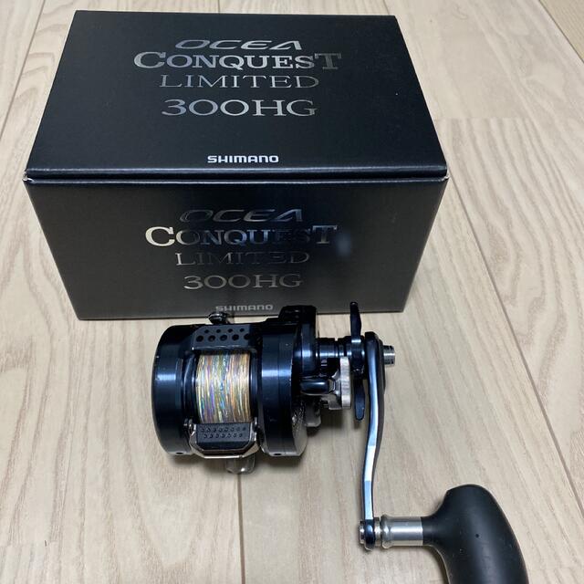 SHIMANO(シマノ)のオシアコンクエストリミテッド300hg スポーツ/アウトドアのフィッシング(リール)の商品写真