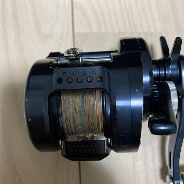 SHIMANO(シマノ)のオシアコンクエストリミテッド300hg スポーツ/アウトドアのフィッシング(リール)の商品写真