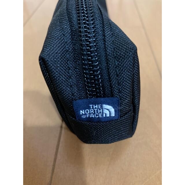 THE NORTH FACE(ザノースフェイス)のノースフェイス The North Face 筆箱 ペンケース 日本未発売 新品 インテリア/住まい/日用品の文房具(ペンケース/筆箱)の商品写真