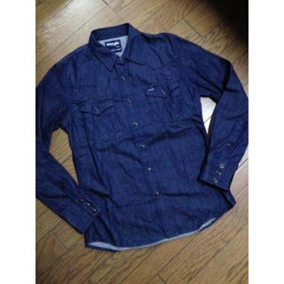 アーバンリサーチ(URBAN RESEARCH)の美品Ur ID×Wrangler コラボデニムシャツ　アーバンリサーチ(シャツ)