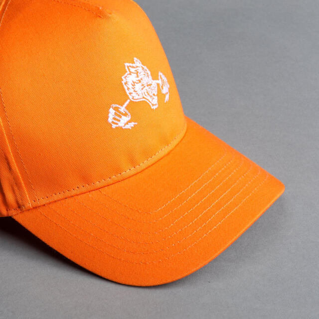 【Darcsport】WOLF BAR5 PANEL HAT IN ORANGE メンズの帽子(キャップ)の商品写真