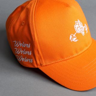 【Darcsport】WOLF BAR5 PANEL HAT IN ORANGE(キャップ)