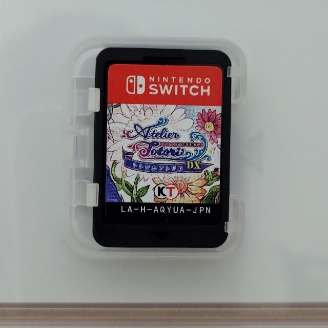 Nintendo Switch(ニンテンドースイッチ)の【中古ソフト】アトリエシリーズ　アーランドの錬金術師123DX エンタメ/ホビーのゲームソフト/ゲーム機本体(家庭用ゲームソフト)の商品写真