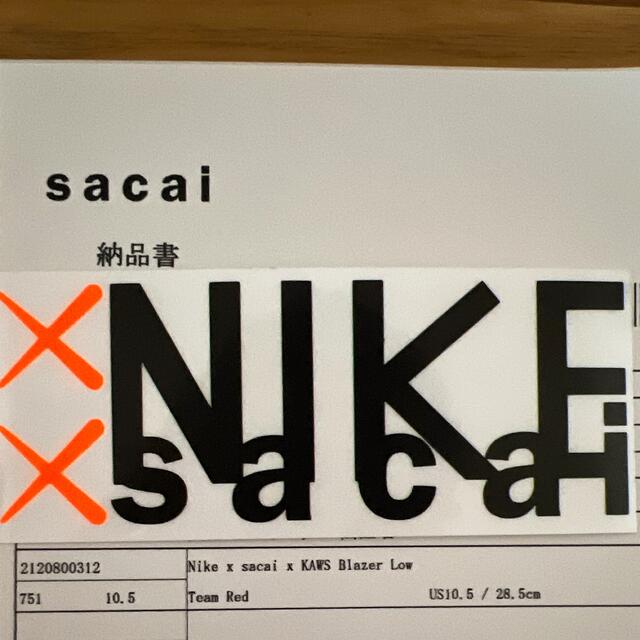 NIKE(ナイキ)のNIKE sacai KAWS Blazer Low Team Red 28.5 メンズの靴/シューズ(スニーカー)の商品写真