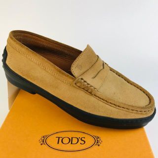 トッズ(TOD'S)の美品★TOD'S・トッズ★スエードレザー ローファー(35 1/2)(ローファー/革靴)