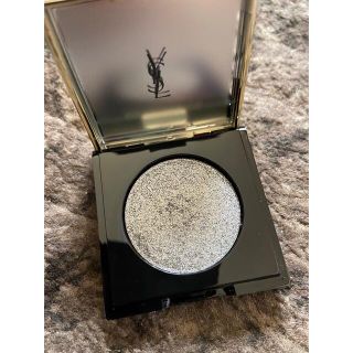 イヴサンローランボーテ(Yves Saint Laurent Beaute)のysl イヴサンローラン　シークインクラッシュ　02(アイシャドウ)