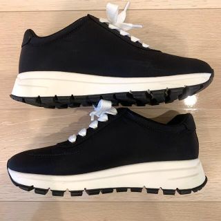 PRADA - 【美品】プラダ スニーカー サイドロゴプリント レディース