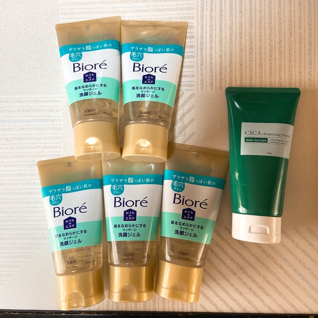 Biore(ビオレ)のビオレ　洗顔ジェル150g×5本＋シカ洗顔フォーム コスメ/美容のスキンケア/基礎化粧品(洗顔料)の商品写真