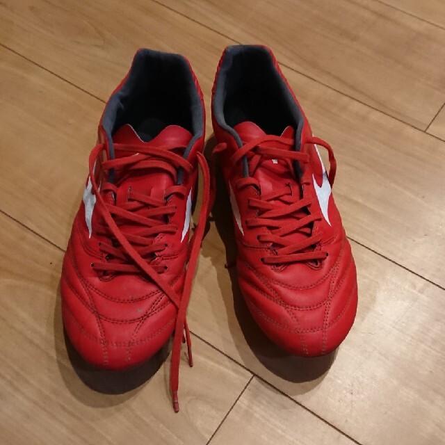 MIZUNO(ミズノ)の✳️お値下げ中❕サッカースパイク 26.0 モナルシーダ スポーツ/アウトドアのサッカー/フットサル(シューズ)の商品写真