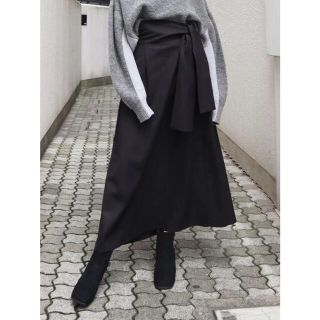 エモダ(EMODA)の⭐︎美品⭐︎　EMODA サイドタイマークロングスカート(ロングスカート)