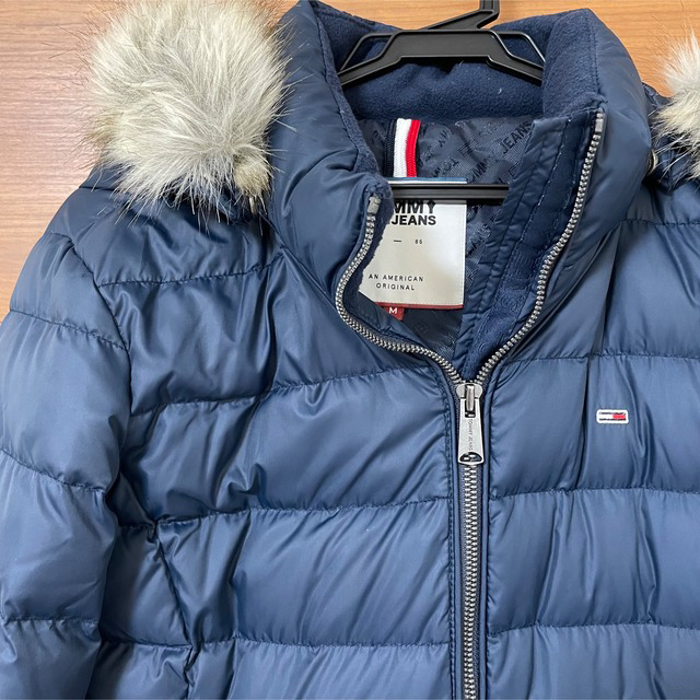 TOMMY HILFIGER(トミーヒルフィガー)のまぁちゃん様専用！黒ニットandトミーヒルフィガー  ダウン レディースのジャケット/アウター(ダウンジャケット)の商品写真