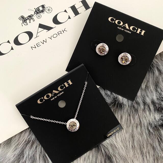 約横1cm×縦1cm素材新品☆COACH(コーチ) シルバー メタル ピアス ネックレス