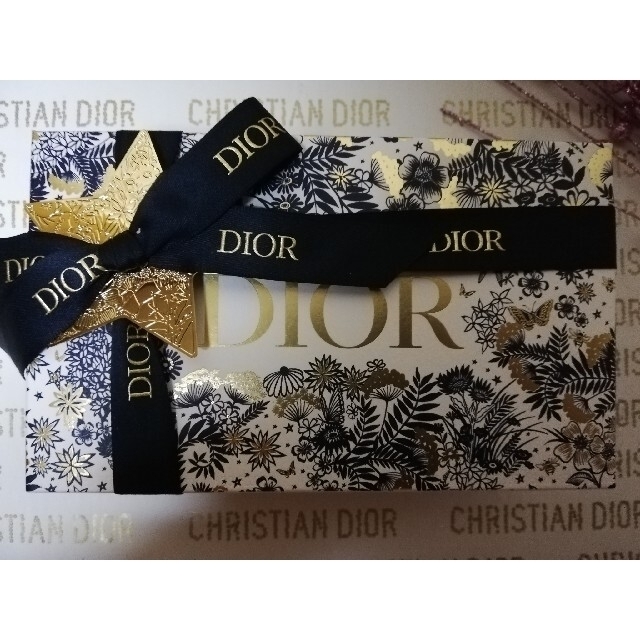 Dior ホリデーオファー#限定コフレ2021<新品未開封>ギフトショッパ―付 2