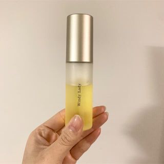 コスメキッチン(Cosme Kitchen)のuka ヘアオイル　Windy Lady(オイル/美容液)