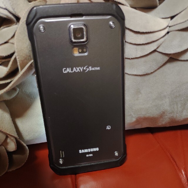 Galaxy(ギャラクシー)のGALAXY s5 スマホ/家電/カメラのスマートフォン/携帯電話(スマートフォン本体)の商品写真