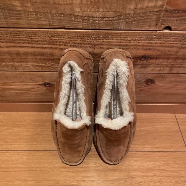 UGG(アグ)の最終値下げ　UGG アグ　モカシン　アスコット　早いもの勝ち メンズの靴/シューズ(スリッポン/モカシン)の商品写真