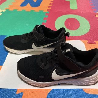 ナイキ(NIKE)のNIKEスニーカー　２２センチ(スニーカー)