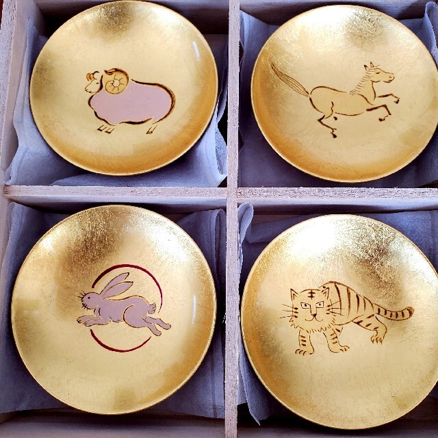 期間限定!最安値挑戦】 【新品未使用】箔一 本金箔手猫金盃十二支揃え 期間限定!最安値挑戦】 【新品未使用】箔一 本金箔手猫金盃十二支揃え