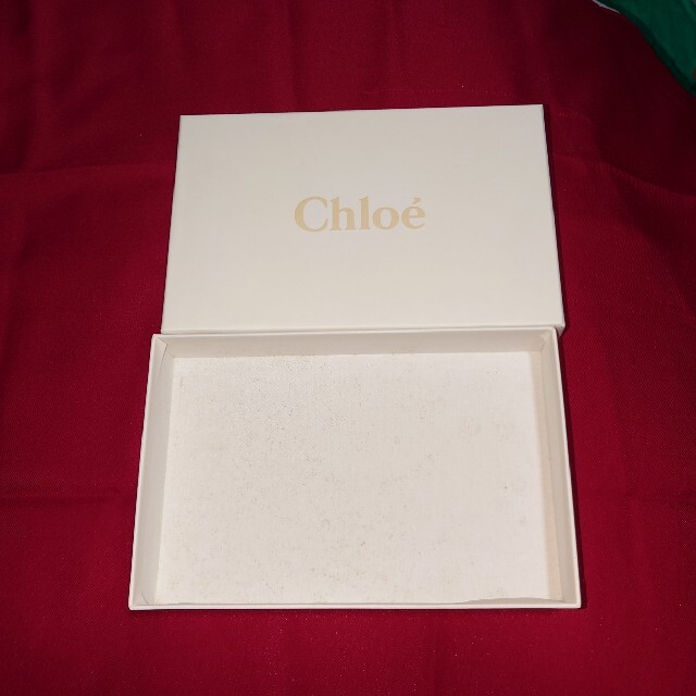 Chloe(クロエ)のChloe　空箱　長財布箱 レディースのバッグ(ショップ袋)の商品写真