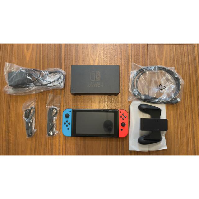 任天堂 ニンテンドースイッチネオンカラー 美品