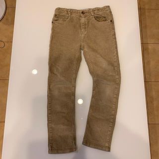 ザラキッズ(ZARA KIDS)のZARAキッズ　コーデュロイパンツ　134 美品(パンツ/スパッツ)