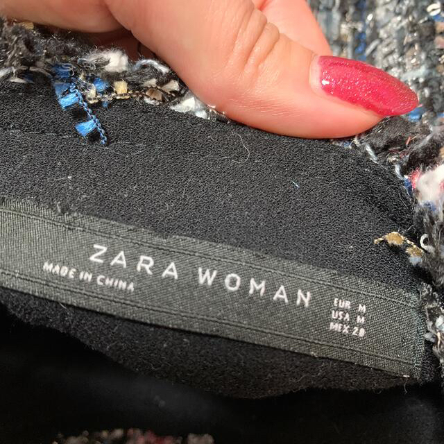 ZARA(ザラ)のZARA スカート　スパンコール　ツイード　パール　黒　ブラックツィード　 レディースのスカート(ミニスカート)の商品写真