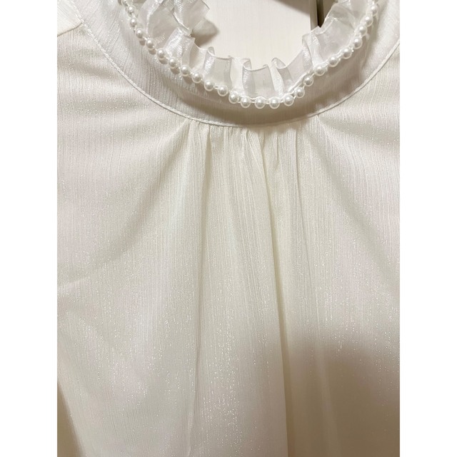 フリルハイネックパールblouse レディースのトップス(シャツ/ブラウス(長袖/七分))の商品写真