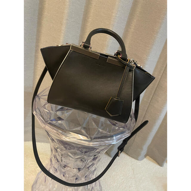 即納新作FENDI - FENDI 美品 プチ トロワジュール 3JOURS ブラック