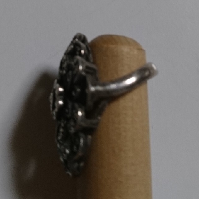 925 銀製 シルバー リング 指輪 アクセサリー マーカサイト きらきら 宝石 レディースのアクセサリー(リング(指輪))の商品写真