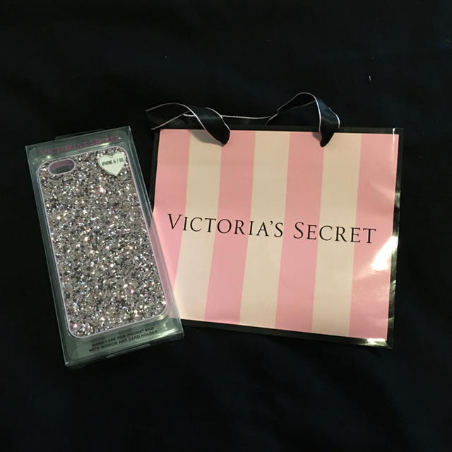 Victoria's Secret(ヴィクトリアズシークレット)の【新品,新作】ヴィクトリアシークレットiPhone6,6s対応スマホケースミラー スマホ/家電/カメラのスマホアクセサリー(モバイルケース/カバー)の商品写真