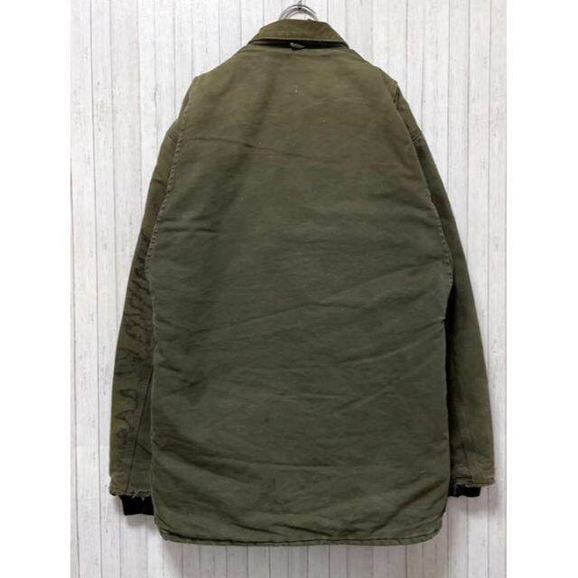 carhartt(カーハート)のカーハート　ダックジャケット　ビッグサイズ　グリーン　革ロゴ　カバーオール メンズのジャケット/アウター(ブルゾン)の商品写真