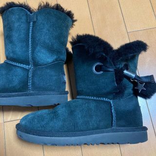 アグ(UGG)のUGG ムートンブーツ　スターチャーム　21cm ブラック(ブーツ)