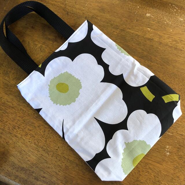 marimekko(マリメッコ)のハンドメイド　トートバッグ　マリメッコ1 ハンドメイドのファッション小物(バッグ)の商品写真