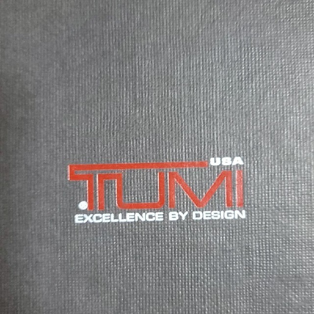 TUMI(トゥミ)のTUMI(トゥミ)中国製 セカンドバッグ ハンドバッグ メンズ 箱付き おまけ付 メンズのバッグ(セカンドバッグ/クラッチバッグ)の商品写真