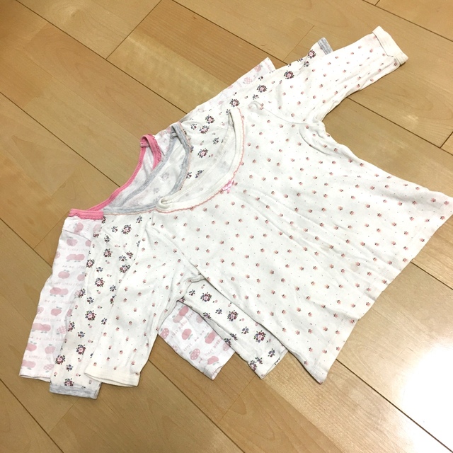 enfantpur パジャマ 2着／西松屋 肌着 3着 キッズ/ベビー/マタニティのキッズ服女の子用(90cm~)(パジャマ)の商品写真