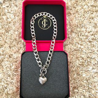 ジューシークチュール(Juicy Couture)の【新品未使用】ジューシークチュール　ハートネックレス(ネックレス)