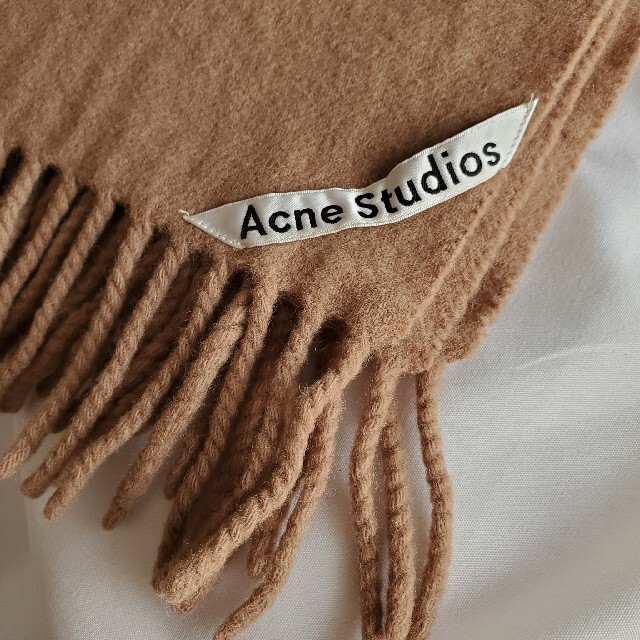 ACNE(アクネ)のAcne Studios ストール(ショッパー付き) レディースのファッション小物(ストール/パシュミナ)の商品写真