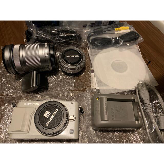 OLYMPUS PEN Lite E-PL6 EZダブルズームキット ホワイト ミラー OLYMPUS PEN Lite E-PL6 EZダブルズームキット ホワイト ミラー