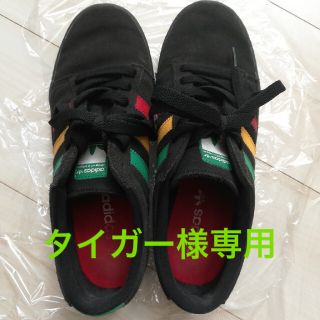 アディダス(adidas)のアディダス　スニーカー(スニーカー)